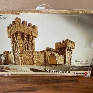 Schleich - Knight's Castle - #40191 - Ritterburg - Retired Playset Toy